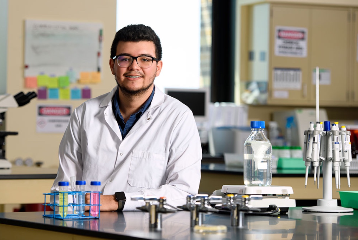 Oscar Camargo at Valencia College